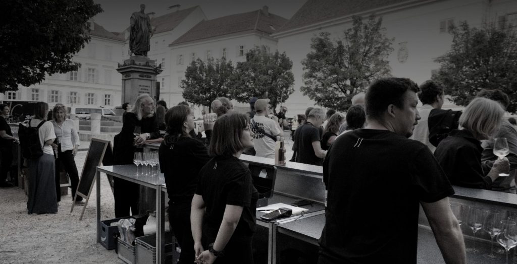 Bar Catering Graz Stadt Steirischer Herbst Freiheitsplatz Titelbild